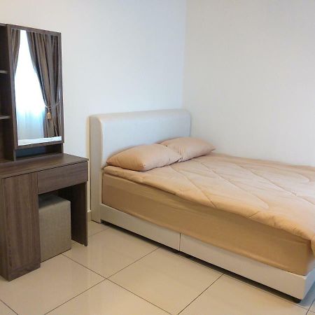 Aliff Avenue 2 Bedroom Homestay Johor Bahru Esterno foto