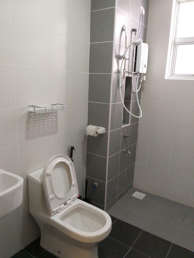Aliff Avenue 2 Bedroom Homestay Johor Bahru Esterno foto