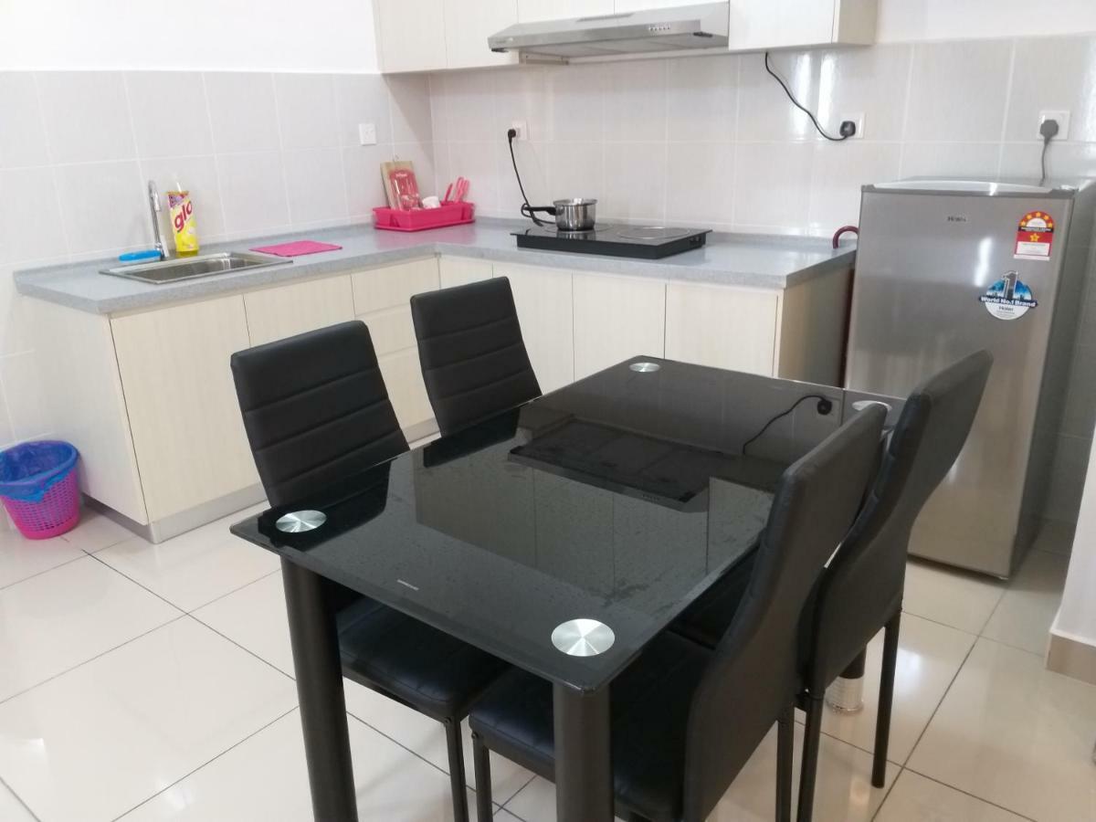 Aliff Avenue 2 Bedroom Homestay Johor Bahru Esterno foto